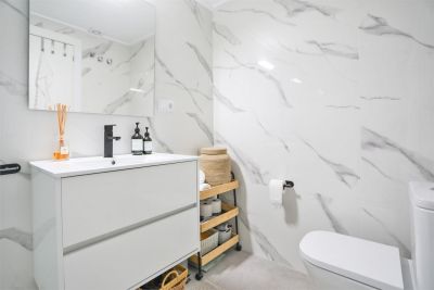 Radový dom 4+kk s terasou, Torrevieja-La Mata, Španielsko - 12