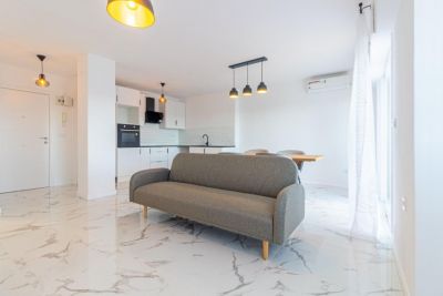 Apartmán 3+kk s balkónom a bazénom Torrevieja-Punta Prima, Španielsko - 1