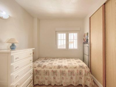 Apartmán 4+kk s balkónom a bazénom Torrevieja-La Mata, Španielsko - 13