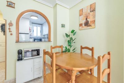 Apartmán 3+kk s balkónom a bazénom Torrevieja-Španielsko - 3