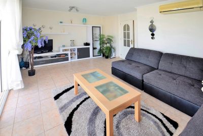 Veľký apartmán 3+1 s terasou Guardamar del Segura-Španielsko