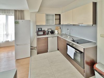 Apartmán 2+kk s terasou a bazénom Byala-Varna, Bulharsko - 2