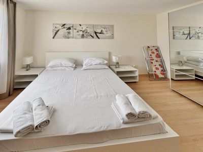 Apartmán 2+kk s terasou a bazénom Byala-Varna, Bulharsko - 8