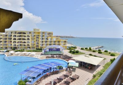 Apartmán 1+kk s terasou a bazénom Aheloy-Bulharsko - 10