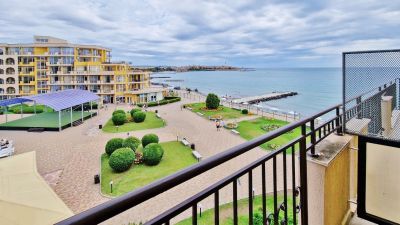 Apartmán 1+kk s terasou a bazénom Aheloy-Bulharsko - 11