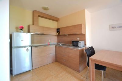Apartmán 3+kk s balkónom a bazénom Marina Cape Aheloy, Bulharsko - 3