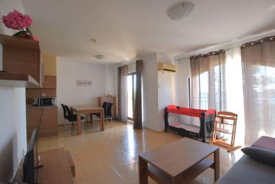 Apartmán 3+kk s balkónom a bazénom Marina Cape Aheloy, Bulharsko - 4