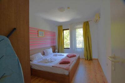 Apartmán 3+kk s balkónom a bazénom Marina Cape Aheloy, Bulharsko - 17