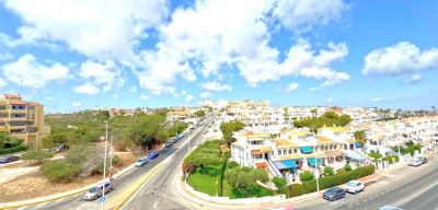 Dom 4+kk s bazénom a terasou Torrevieja-La Mata, Španielsko - 7