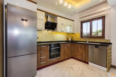 Luxusná zariadená vila na predaj v krásnej lokalite Antalya Kemer Turecko  APM - 10