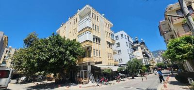 Byt na predaj centrálne umiestnený pri soche Atatürk Alanya Centrum - pôvodný stav APM