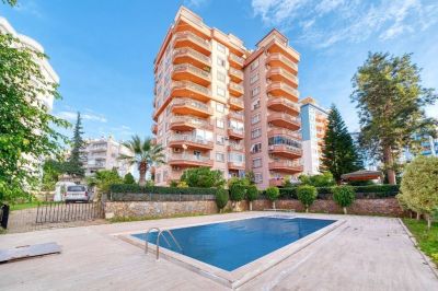 Priestranný byt v obľúbenej časti Tosmur Alanya  APM