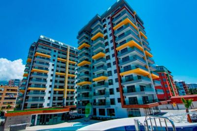 Zariadený apartmán v prvej línii pri mori Alanya Mahmutlar APM