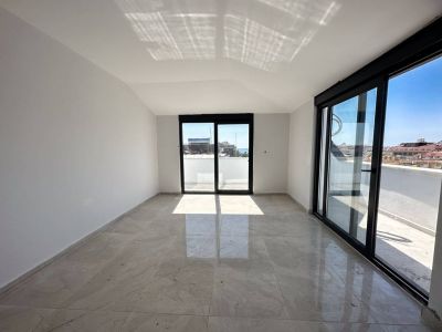 Mezonetový apartmán s výhľadom na more v Alanyi Oba - dobrá cena  APM - 9