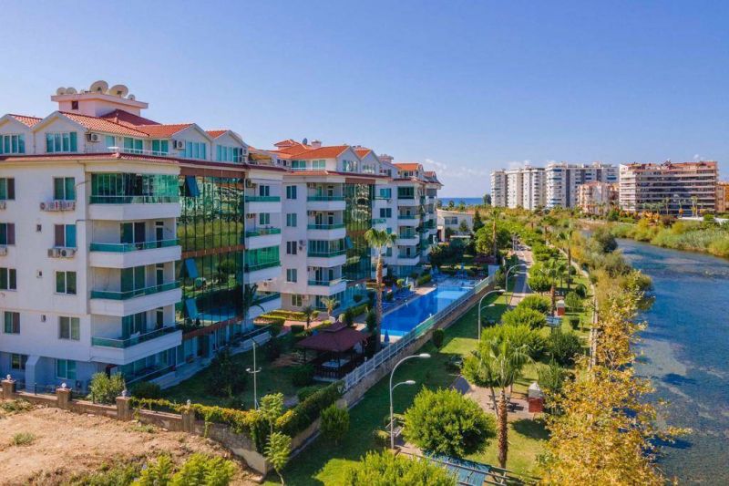 Zariadený byt s výhľadom na Dimçay Kestel Alanya APM - 15