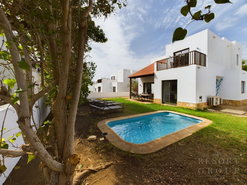 4 izbová vila s bazénom MELIÃ Dunas Beach Resort & Spa, Kapverdy - 1