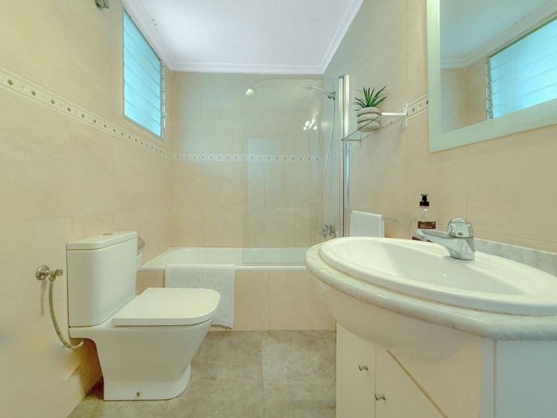 Apartmán 4+1 s terasou len 100 m od mora, Torrevieja-Španielsko - 10
