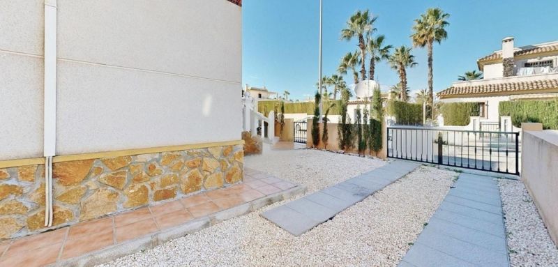 Dvojpodlažný dom 4+1 Orihuela Costa-Villamartin, Španielsko - 13