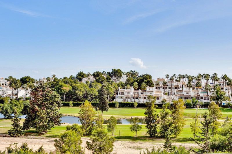 Dvojpodlažný dom 4+1 Orihuela Costa-Villamartin, Španielsko - 17