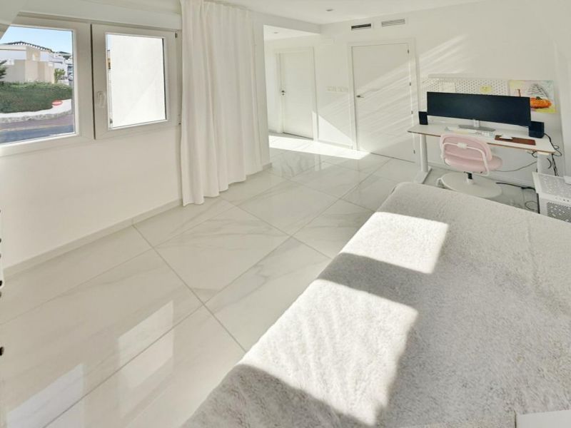 Mezonetový dom 4+kk s bazénom, Torrevieja-Los Balcones, Španielsko - 17