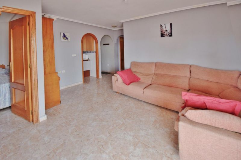 Apartmán 4+kk s bazénom a terasou Torrevieja-Španielsko - 1