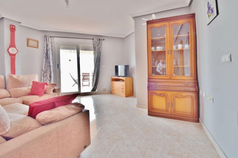 Apartmán 4+kk s bazénom a terasou Torrevieja-Španielsko - 2
