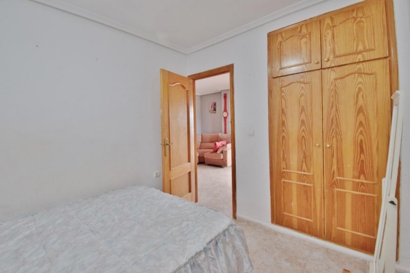 Apartmán 4+kk s bazénom a terasou Torrevieja-Španielsko - 14