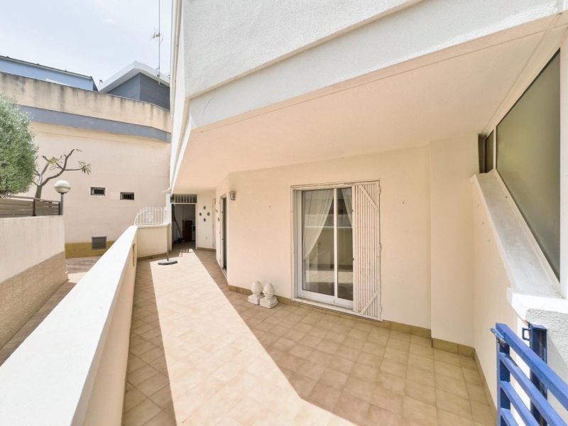 Apartmán 4+kk s bazénom a terasou Torrevieja-La Mata, Španielsko - 16