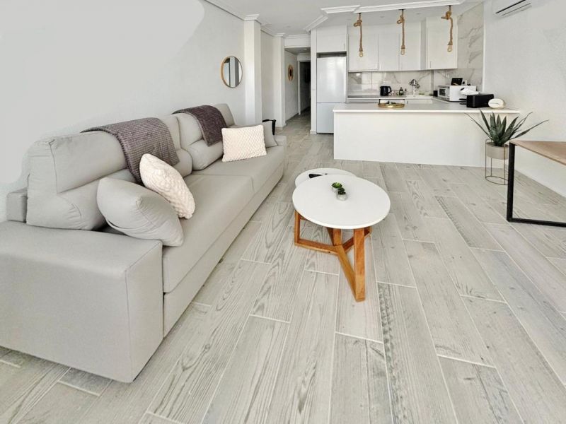 Apartmán 2+kk s bazénom Torrevieja-La Mata, Španielsko - 3