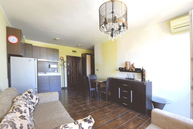 Apartmán 2+kk s bazénom Nesebar-Bulharsko - 2