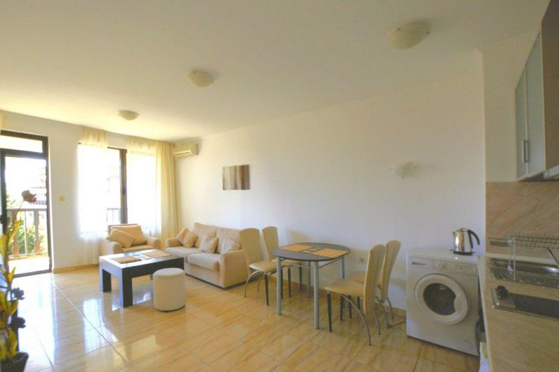 Apartmán 2+kk s bazénom Sveti Vlas-Bulharsko - 4