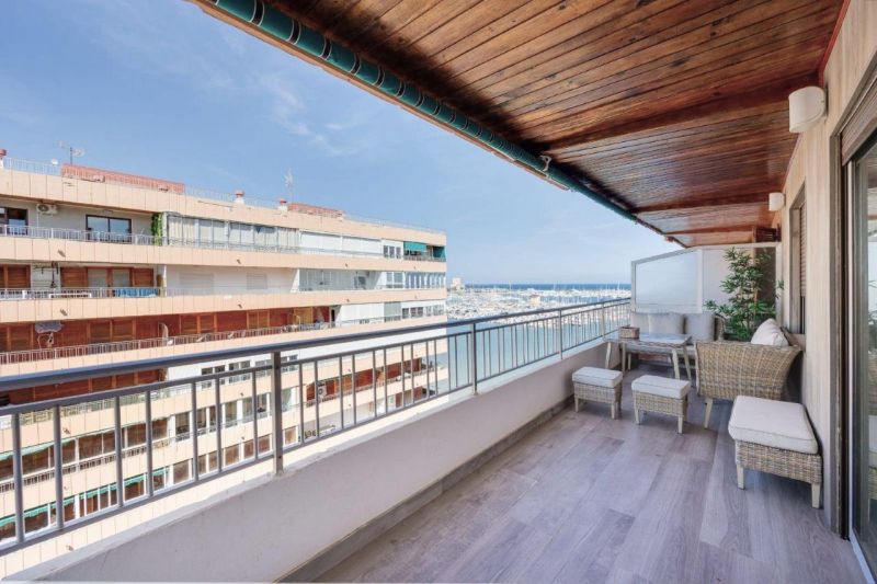 Lukratívny apartmán 4+1 s balkónom Torrevieja-Španielsko - 16