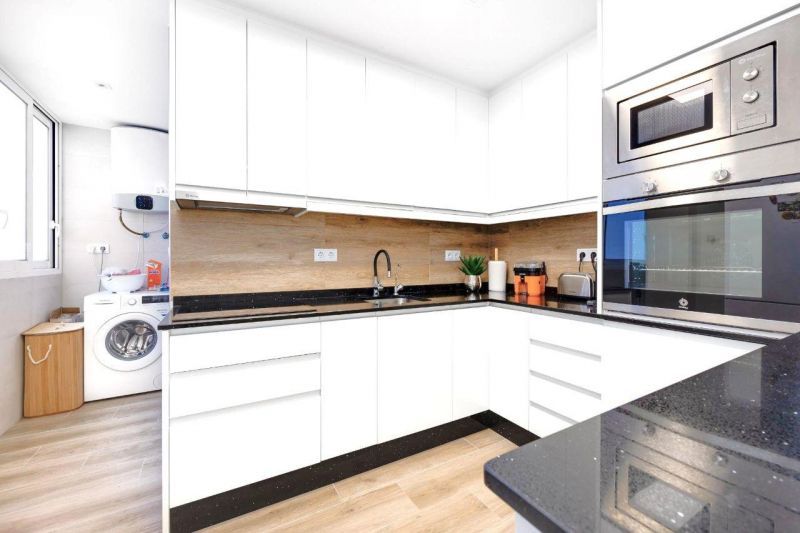 Apartmán 4+kk s balkónom a bazénom Torrevieja-Playa del Acequion, Španielsko - 5