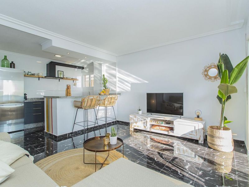 Apartmán 3+kk s balkónom Torrevieja-La Mata, Španielsko - 2