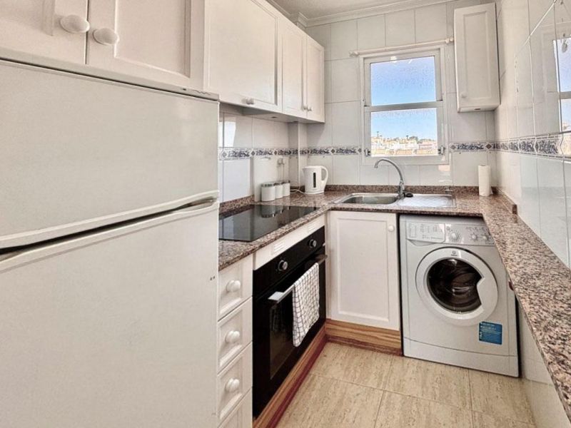 Apartmán 3+1 s bazénom Torrevieja-Los Altos, Španielsko - 4