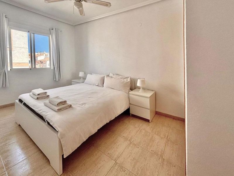 Apartmán 3+1 s bazénom Torrevieja-Los Altos, Španielsko - 6