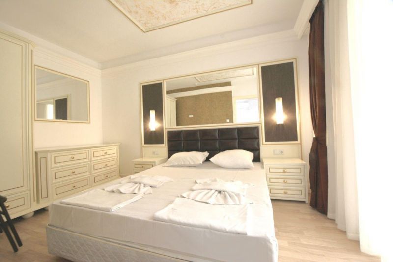 Lukratívny apartmán 2+kk s bazénom Slnečné pobrežie-Bulharsko - 9