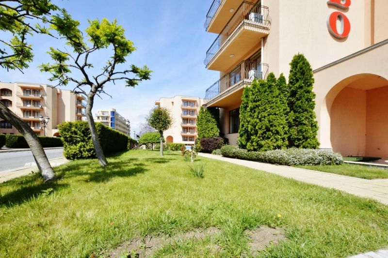 Lukratívny apartmán 2+kk s bazénom Slnečné pobrežie-Bulharsko - 20