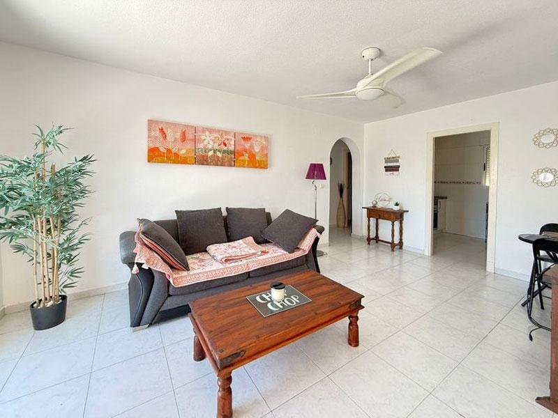 Apartmán 3+1 s terasou a bazénom Torrevieja-El Chaparral, Španielsko - 2