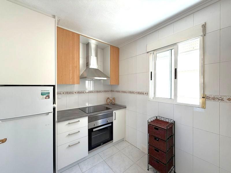 Apartmán 3+1 s terasou a bazénom Torrevieja-El Chaparral, Španielsko - 6