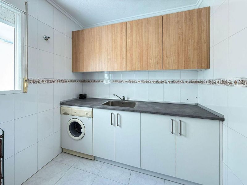 Apartmán 3+1 s terasou a bazénom Torrevieja-El Chaparral, Španielsko - 7