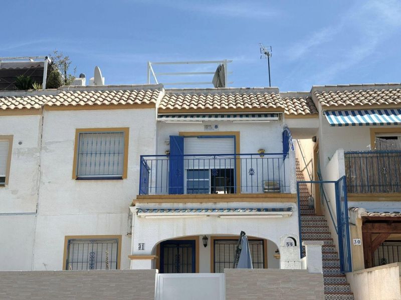 Apartmán 3+1 s terasou a bazénom Torrevieja-El Chaparral, Španielsko - 18