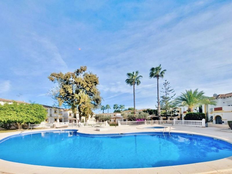 Apartmán 2+kk s bazénom Alicante-San Miguel de Salinas, Španielsko - 1
