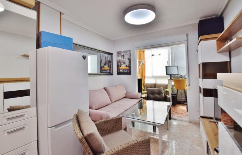 Apartmán 3+kk s bazénom Torrevieja-Španielsko - 3