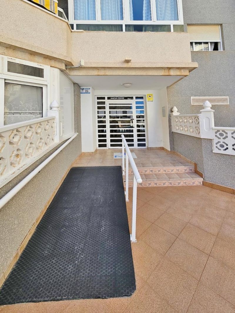 Apartmán 3+kk s bazénom Torrevieja-Španielsko - 19