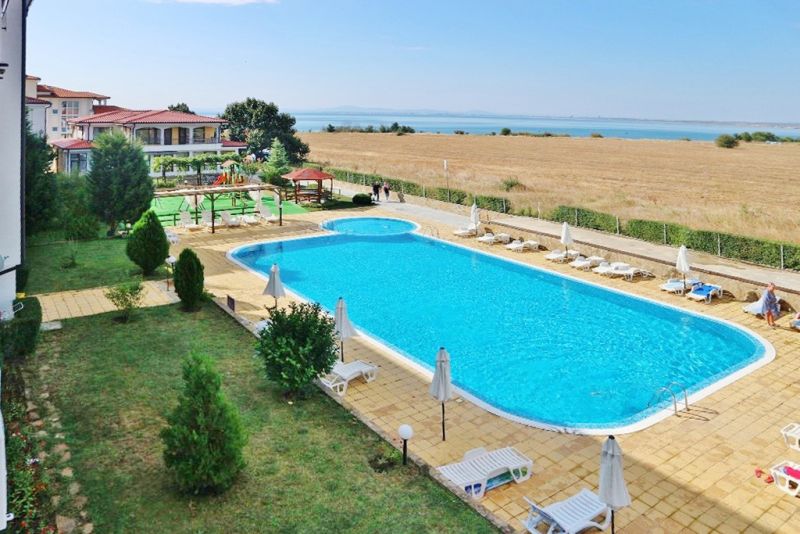 Apartmán 2+kk s balkónom a bazénom Ravda-Bulharsko - 16