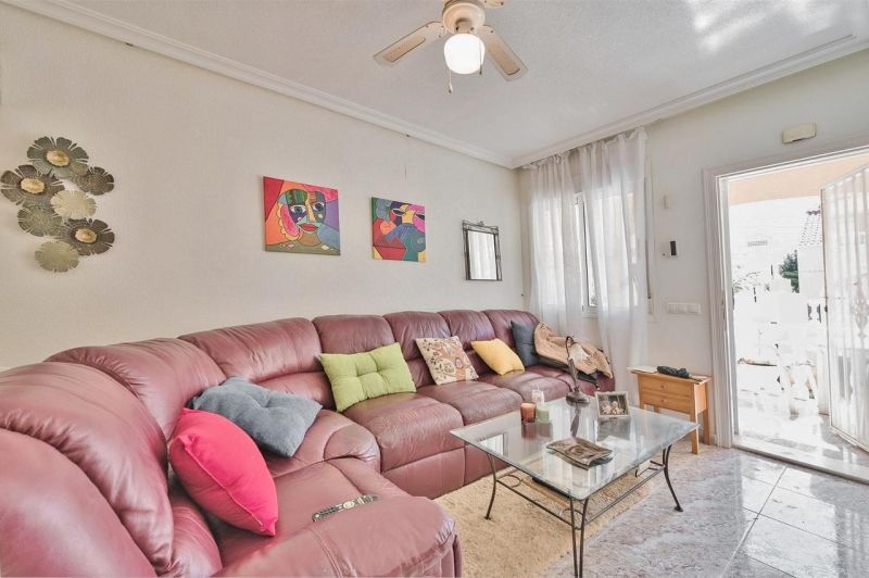 Dom 3+kk s terasou a bazénom Orihuela Costa-La Zenia, Španielsko - 3