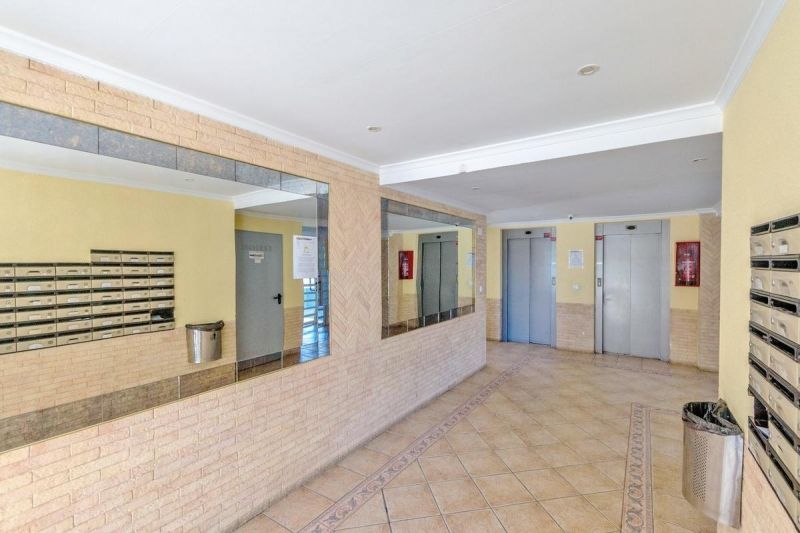 Apartmán 3+kk s balkónom a bazénom Torrevieja-Španielsko - 13