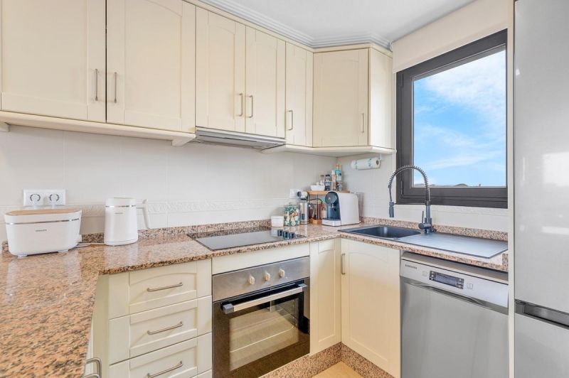 Apartmán 3+kk s terasou a bazénom Guardamar del Segura-Španielsko - 5