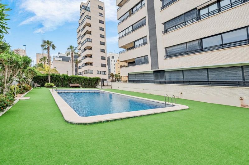 Apartmán 3+kk s terasou a bazénom Guardamar del Segura-Španielsko - 19